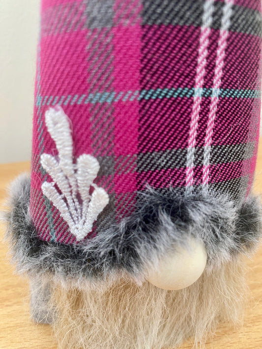 Wooden: Scottish Tartan Timber Gonk: Aspen