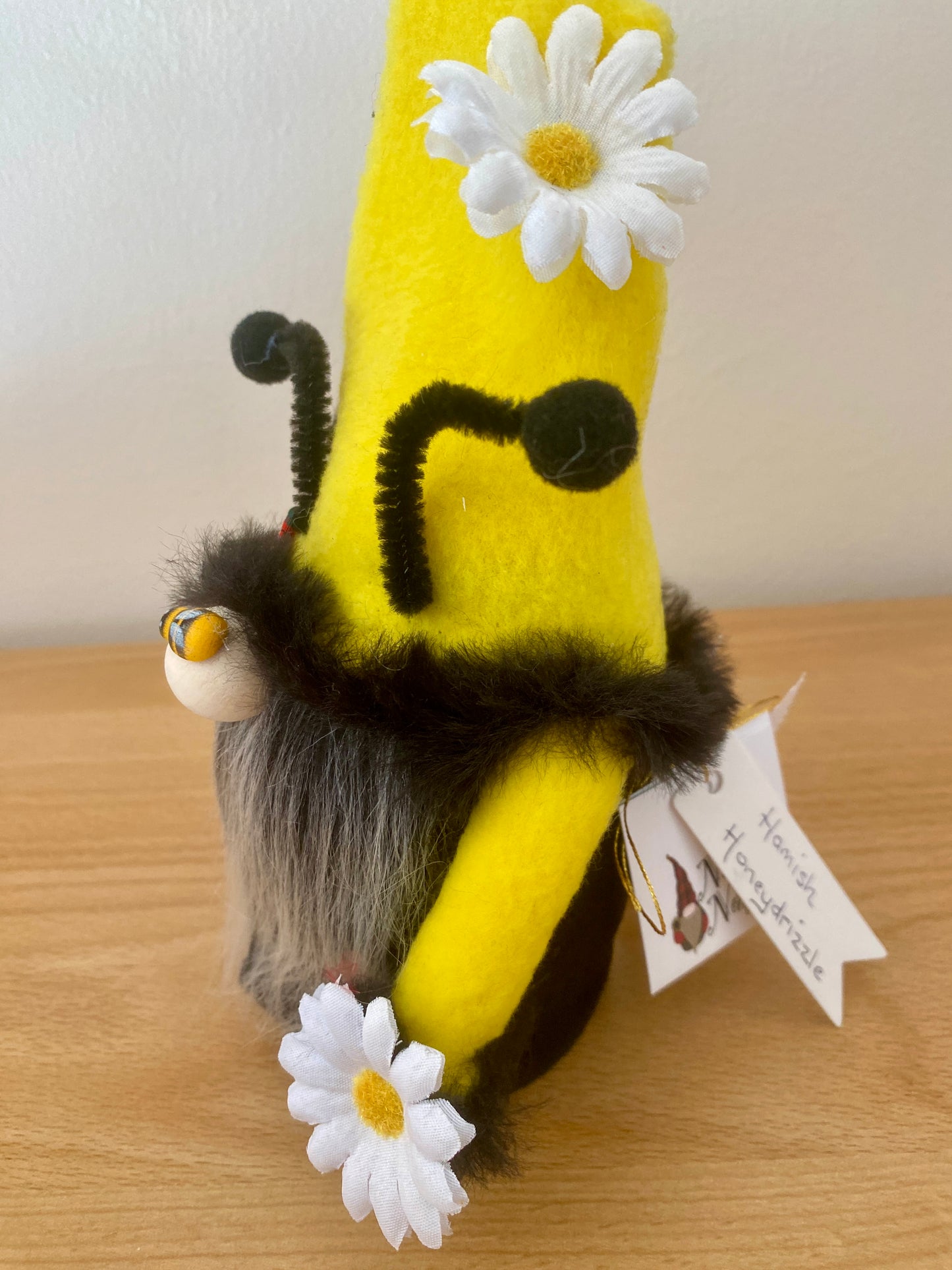 Scottish Whimsical: Wee Scottish Honey Bee: Hamish Honeydrizzle