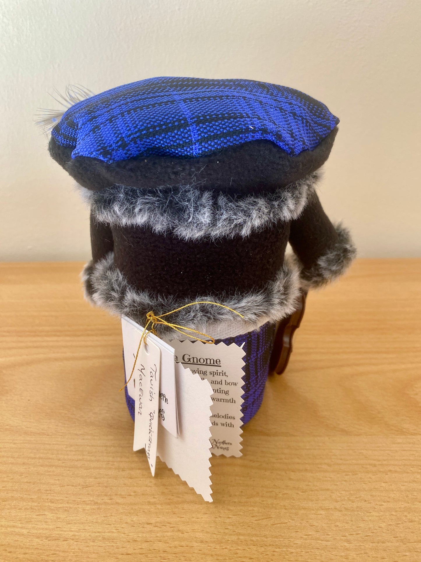 Scottish Tradition: Fiddle Gnome - Tavish "Quickstrings" MacEwan