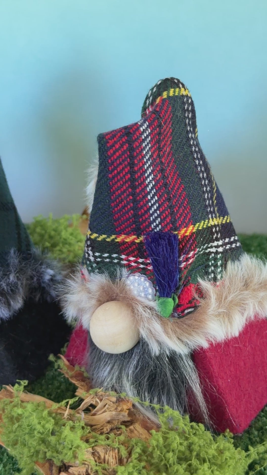 Video showing characters from the Thistlewood Wee Folk collection by Northern Nomes.